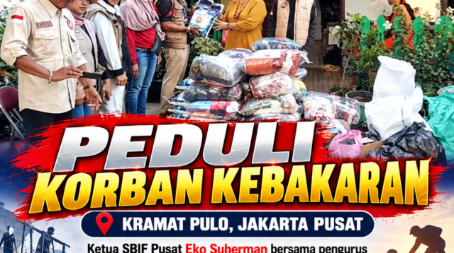 Ketua Siaga Bencana Inti Forkabi (SBIF) Pusat Eko Suherman dan pengurus serta anggota mendatangi lokasi kebakaran memberikan bantuan Beras 15 karung , pakaian layak pakai 40 koli. ‎